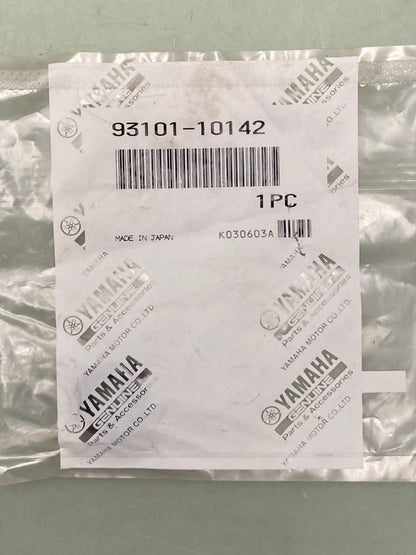 New Genuine Yamaha 93101-10142 Oil Seal (2Fj)