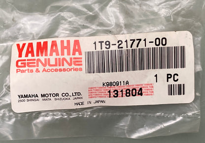 New Genuine Yamaha 1T9-21771-00 Body, Cap