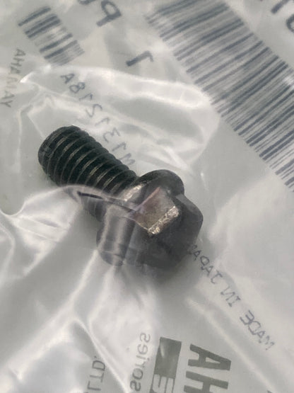 Qty 2 New Genuine Yamaha 95027-06012 Bolt, Flange(4My)