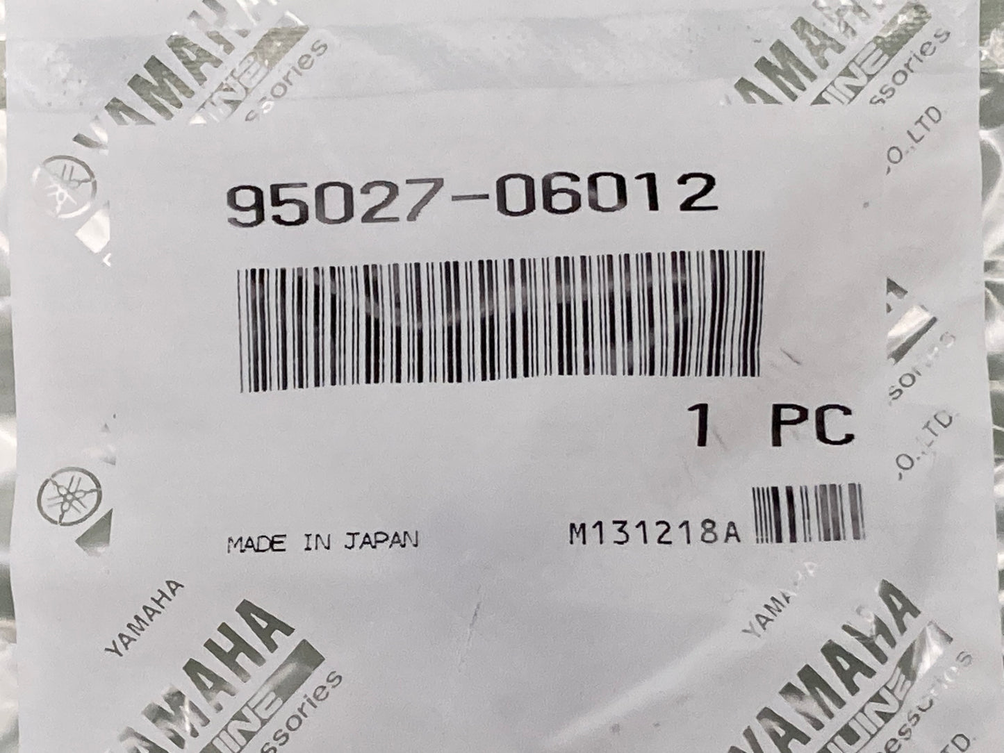 Qty 2 New Genuine Yamaha 95027-06012 Bolt, Flange(4My)