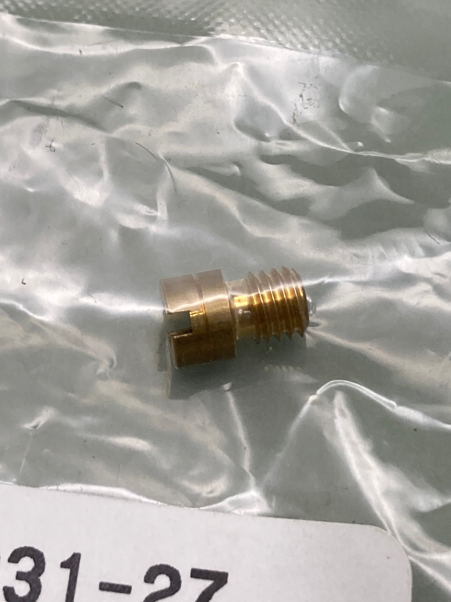 New Genuine Yamaha 3G2-14231-27 Jet, Main, (#135)