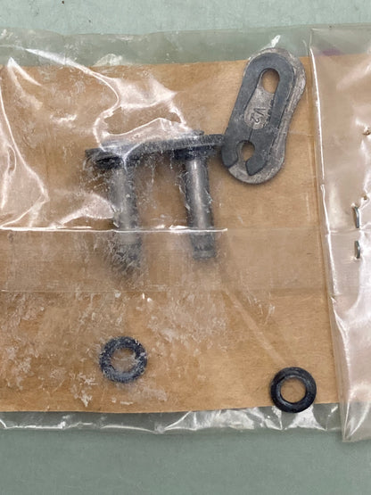 New Genuine Yamaha 94681-33011 Joint, Chain, Set