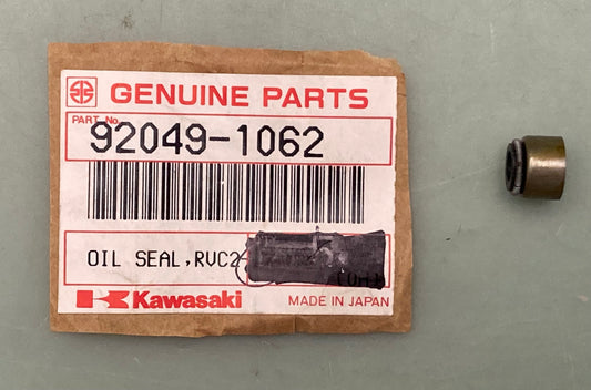 New Genuine Kawasaki 92049-1062 Seal-Oil, Rvc2-5.5X8.5X8.3