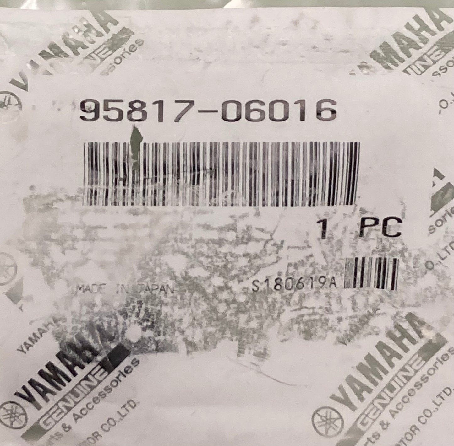 New Genuine Yamaha 95817-06016  Bolt, Flange; 95817-06016-00