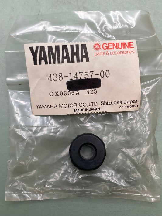 New Genuine Yamaha 438-14757-00 Damper, Muffler 2