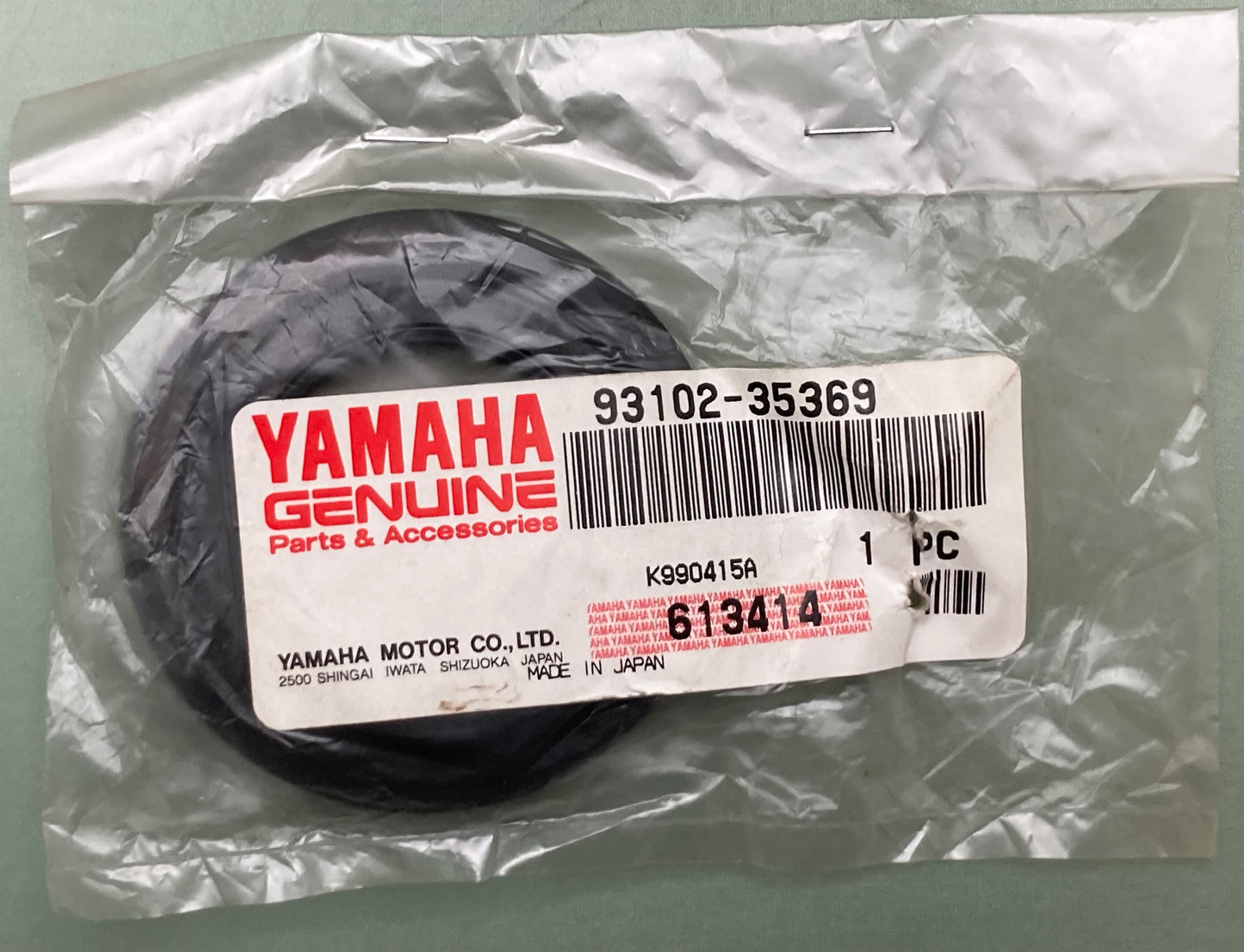 New Genuine Yamaha 93102-35369 Oil Seal SD-Type