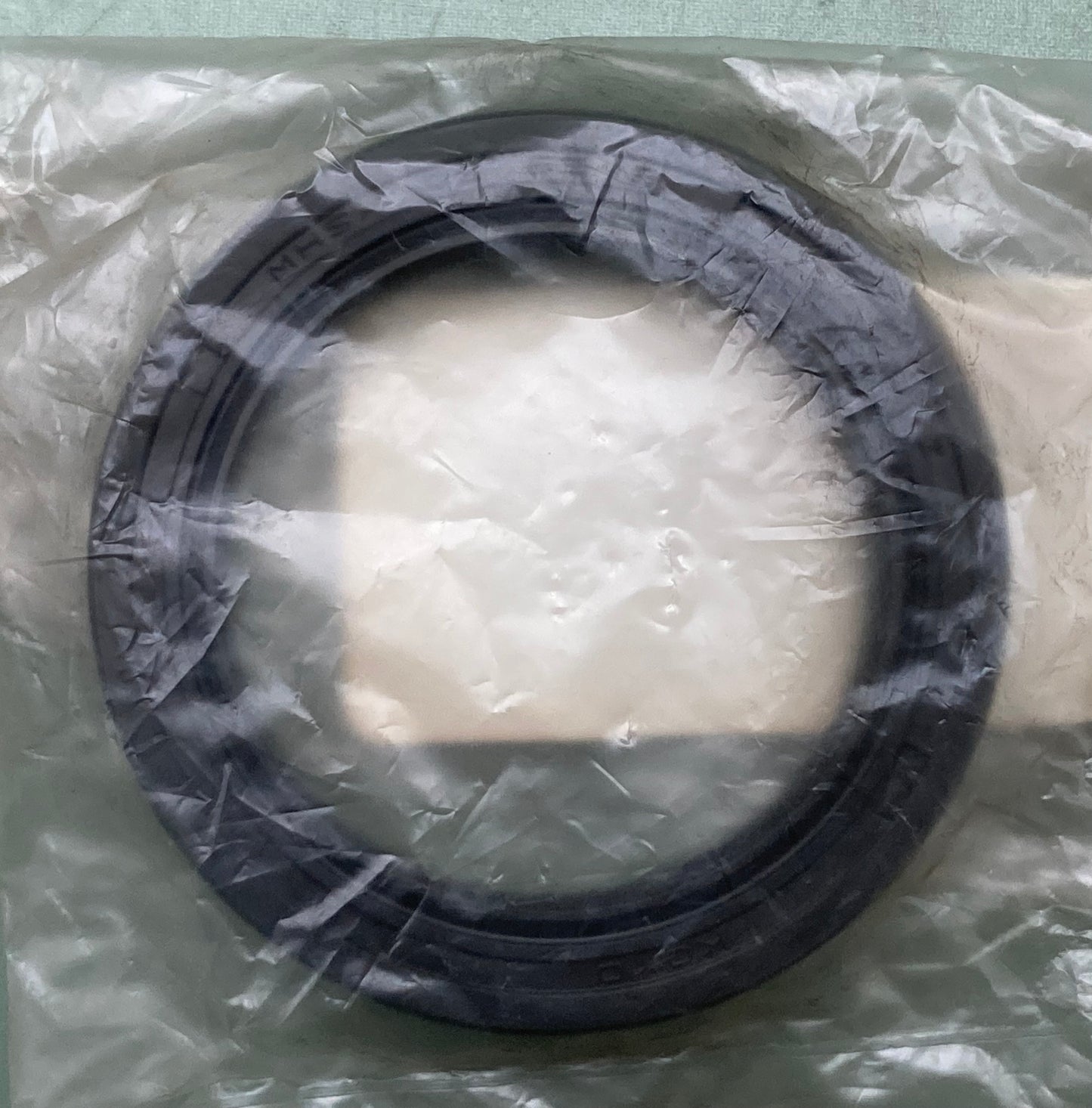 New Genuine Yamaha 93102-48012 Oil Seal
