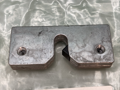 NEW REPLACES HISUN 73370-117-0000 REAR CARGO BED LATCH