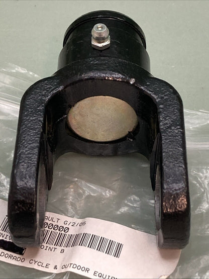 NEW REPLACES HISUN 22165-010-0000 UNIVERSAL JOINT B