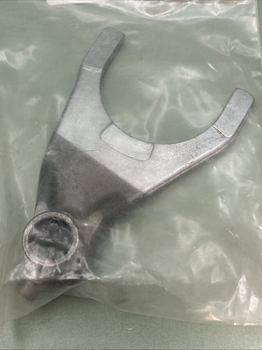 NEW REPLACES HISUN 23102-010-0000 RL SHIFT FORK