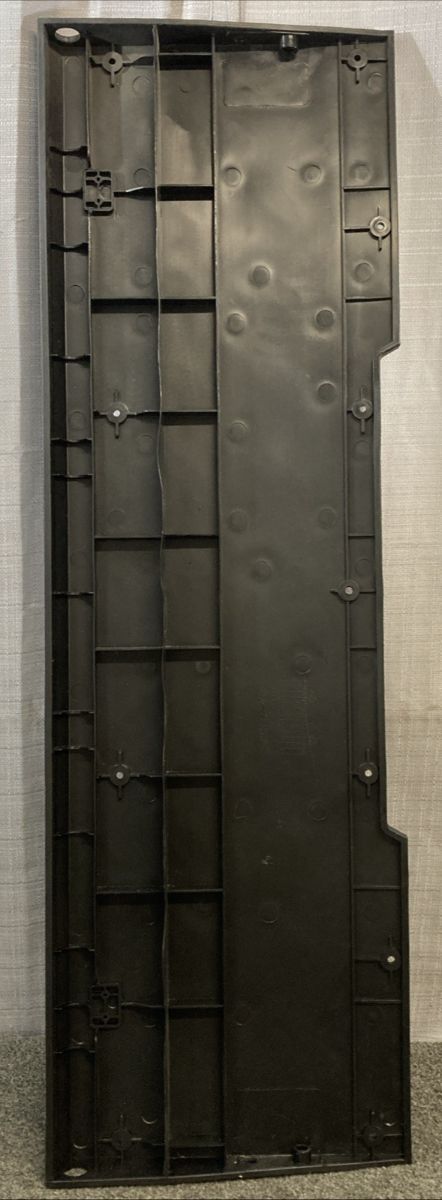 NEW GENUINE HISUN P303001827040000 INNER SCALEBOARD CARGO DOOR