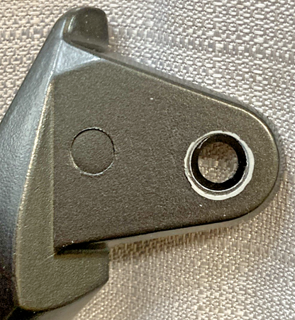 NEW REPLACES SUZUKI 46311-06G00-YKV CARRIER SPORT BLACK