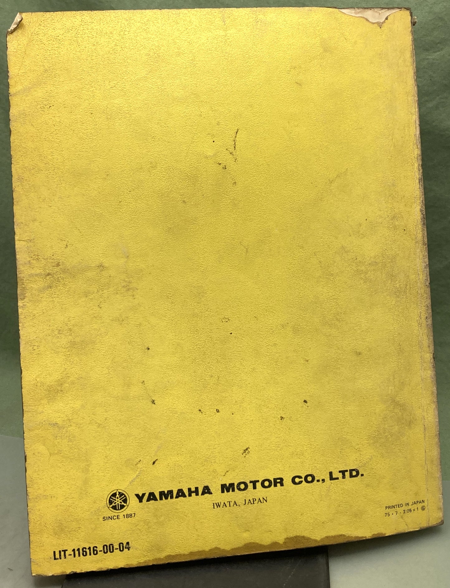 Genuine Yamaha LIT-11616-00-04 DT100C DT125C DT175C Service Manual 1975