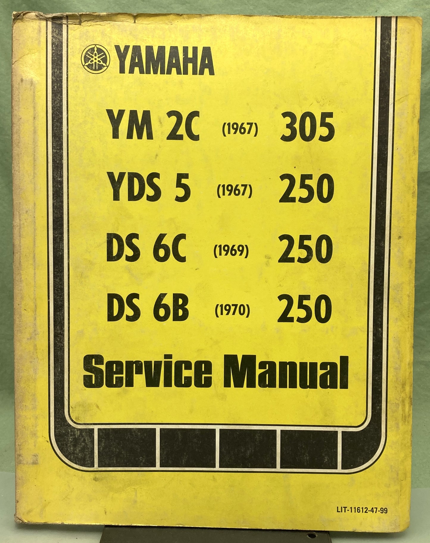 Genuine Yamaha LIT-11612-47-99 250/305 Service Manual 1974