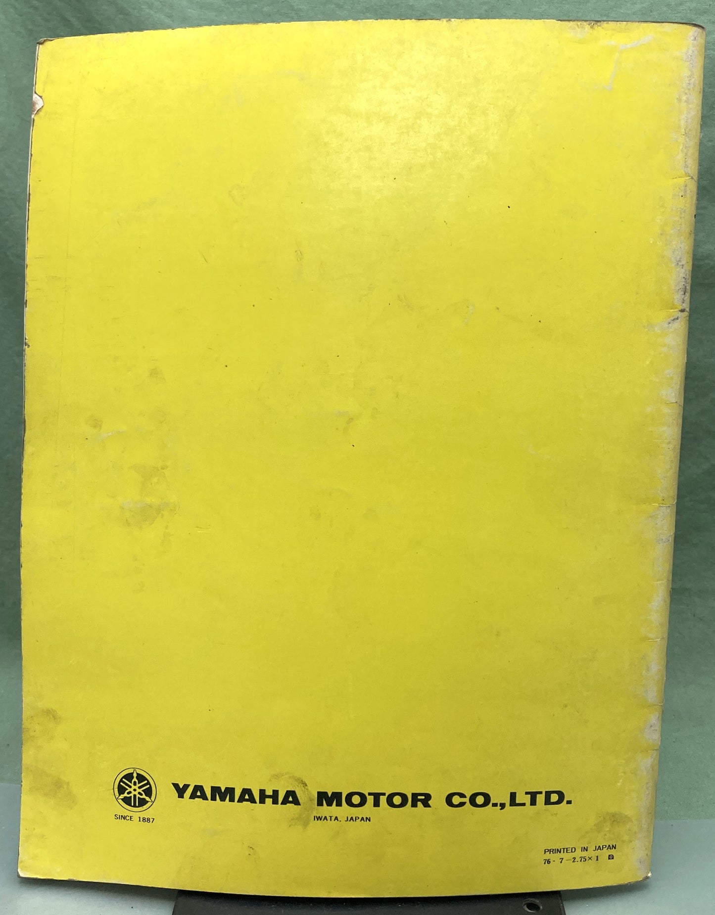 Genuine Yamaha 1M1-28197-10 DT250D DT400D Service Manual 1977
