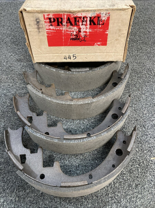 New Genuine Praefke 445 Drum Brake Shoe Set