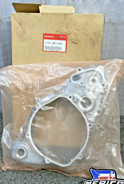 New Genuine Honda 11331-HP1-600 Crankcase Cover R.