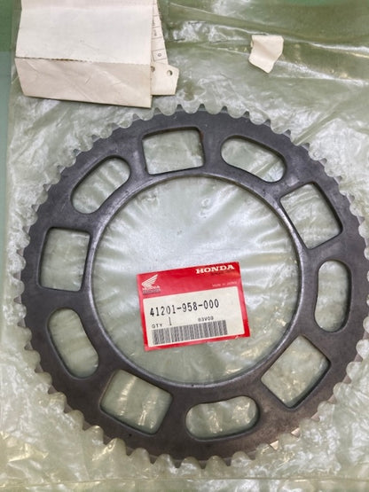 Honda 41201-958-000 Sprocket 47T New Genuine