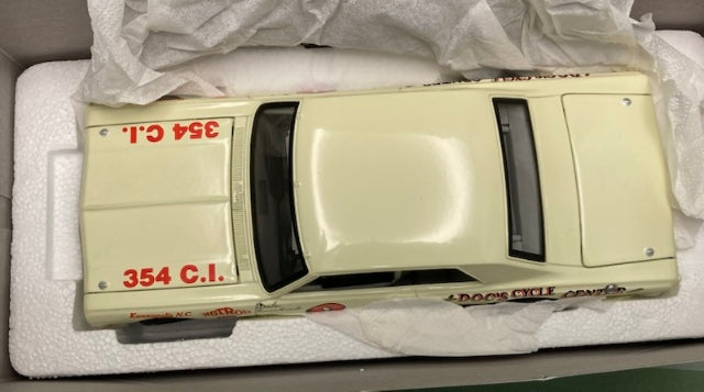 Action 1:24 Dale Earnhardt #8 1st Asphalt Win 1964 Chevelle New