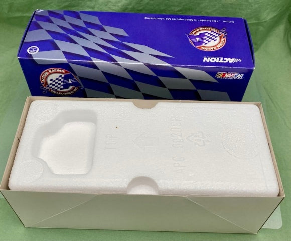 Action 1:24 Tony Stewart  #20 Home Depot/Habitat For Humanity 1999 Pontiac New