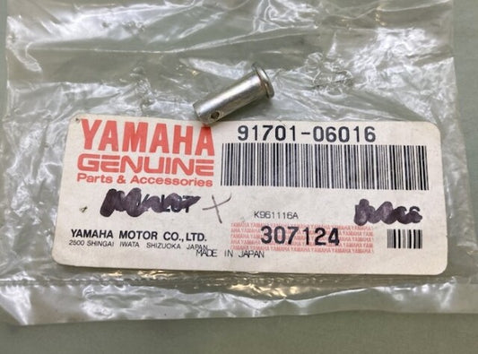 Qty 4 Yamaha 91701-06016 Clevis Pin New Genuine