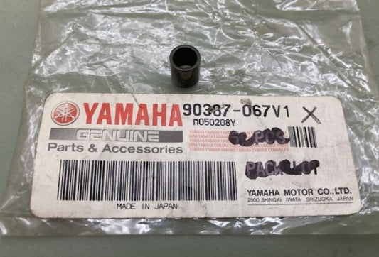 Qty 2 Yamaha 90387-067V1 Collar New Genuine