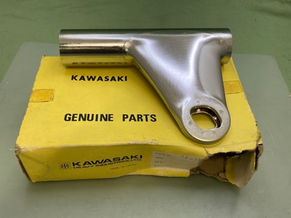 Kawasaki 44033-1018 R.H. Fork Cover New Genuine