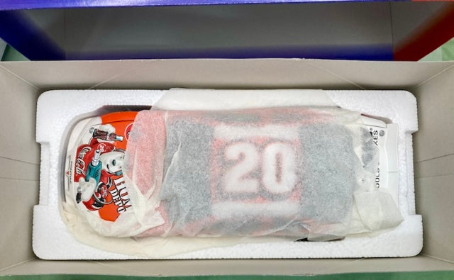 ACTION CWB TONY STEWART 2001 HOME DEPOT COCA-COLA POLAR BEAR 1:24 New