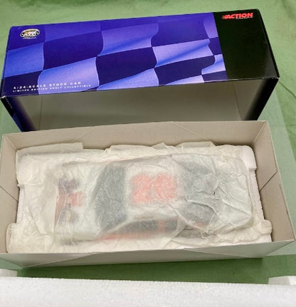 Action Tony Stewart Home Depot/Kids Workshop 2000 Grand Prix 1:24 New