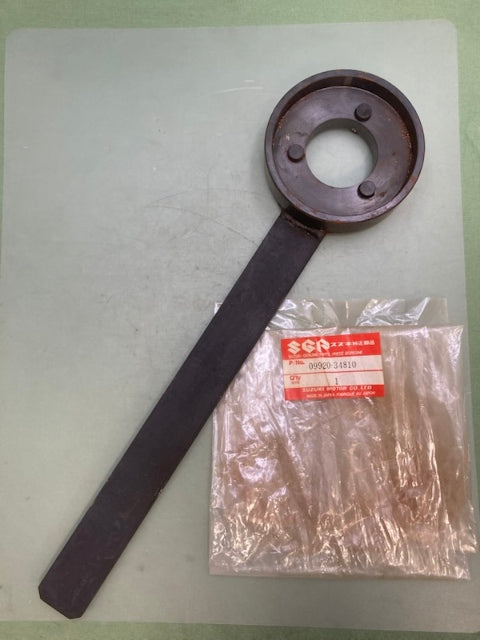 Suzuki 09920-34810 Clutch Rotor Holder Tool New Genuine