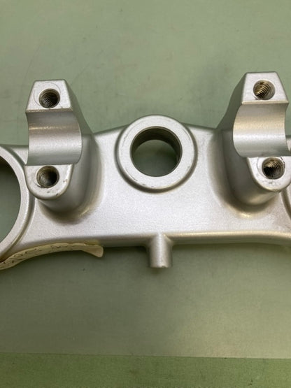 Kawasaki 44039-1292 Upper Fork Holder Replaces