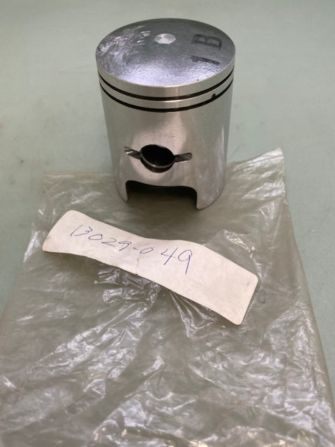 Kawasaki 13029-049 Piston New Replaces