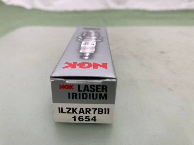 Qty 2 NGK ILZKAR7B11 Laser Iridium Premium Spark Plug New Genuine