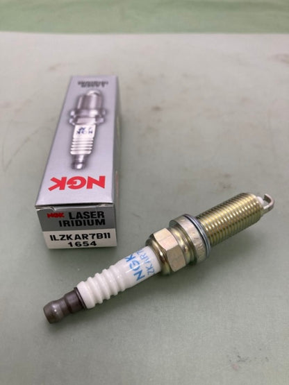 Qty 2 NGK ILZKAR7B11 Laser Iridium Premium Spark Plug New Genuine
