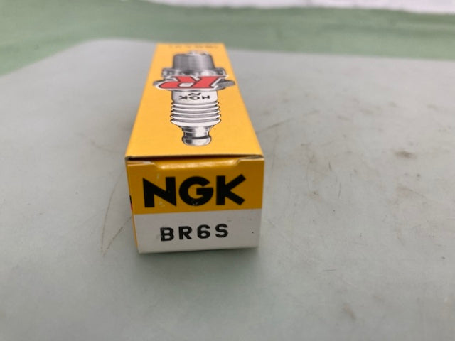 Qty 5 NGK BR6S Spark Plug New Genuine