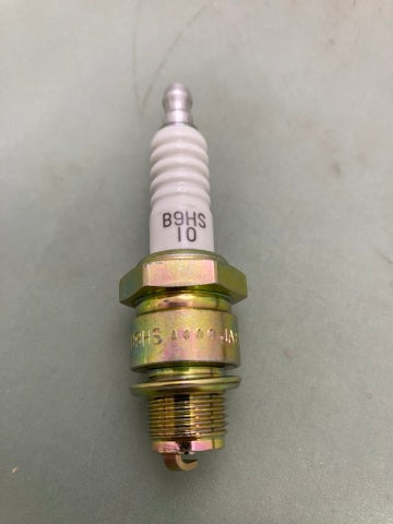 Qty 3 NGK B9HS-10 Spark Plug New Genuine