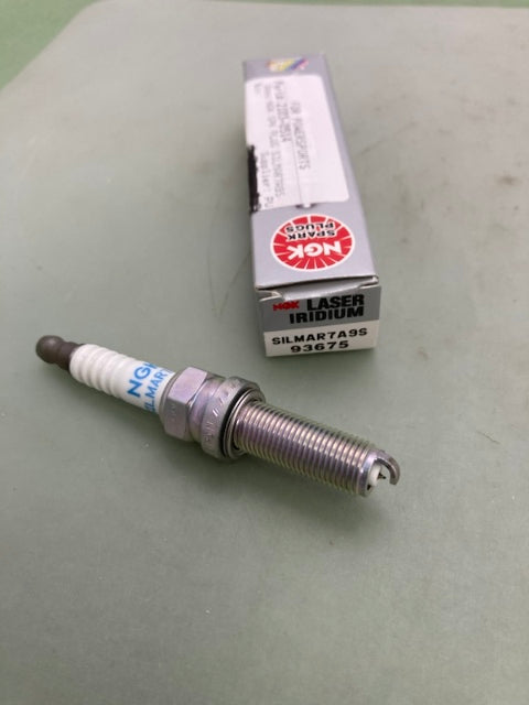 Qty 2 NGK SILMAR7A9S Laser Iridium Premium Spark Plug New Genuine