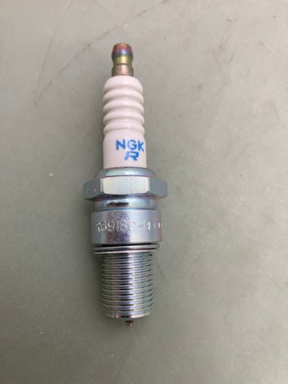 Qty 2 NGK R6918C-9 Spark Plug New Genuine