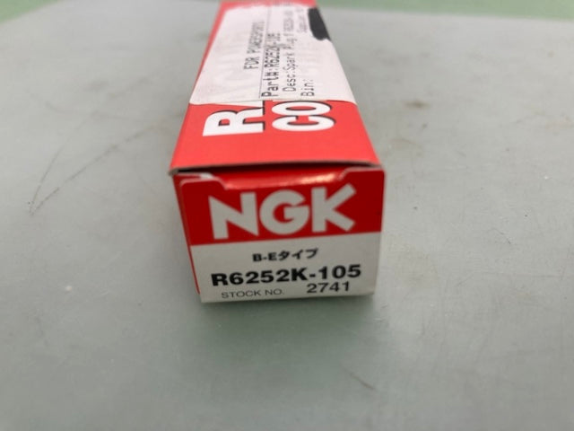 Qty 3 NGK R6252K-105 Racing Competition Spark Plug New Genuine