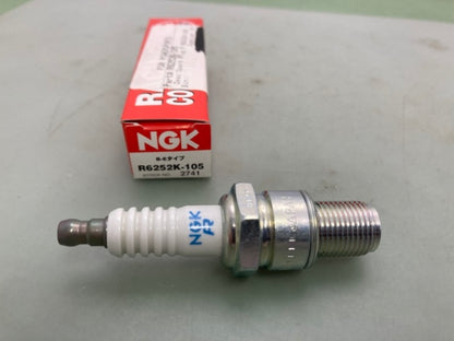 Qty 3 NGK R6252K-105 Racing Competition Spark Plug New Genuine