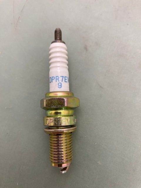 Qty 2 Honda 98069-57912 NGK DPR7EV-9 Spark Plug New Genuine