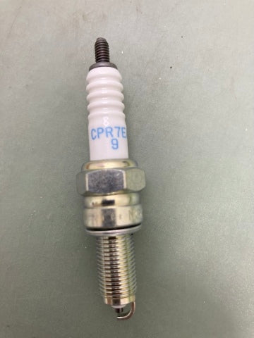 NGK CPR7EA-9 Spark Plug New Genuine