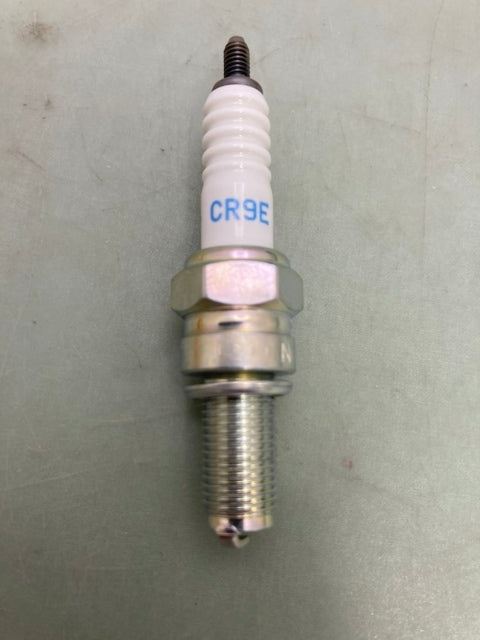 4 Pk. NGK CR9E Honda Spark Plug New Genuine