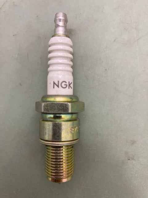 NGK B7ES Spark Plug New Genuine