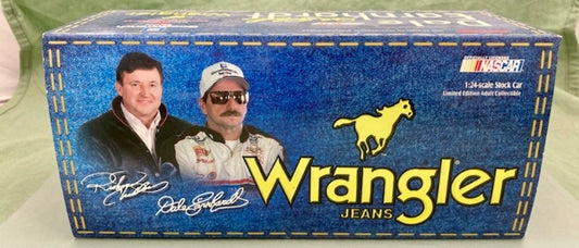 Action 1:24 Dale Earnhardt #3 GM Goodwrench Service Plus Wrangler Jeans New