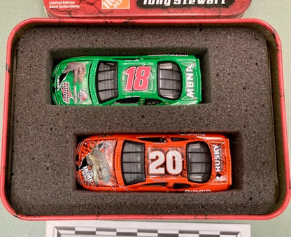 Action/Revell 2-1:64 Jurassic Park III Tin Set Bobby Labonte And Tony Stewart New