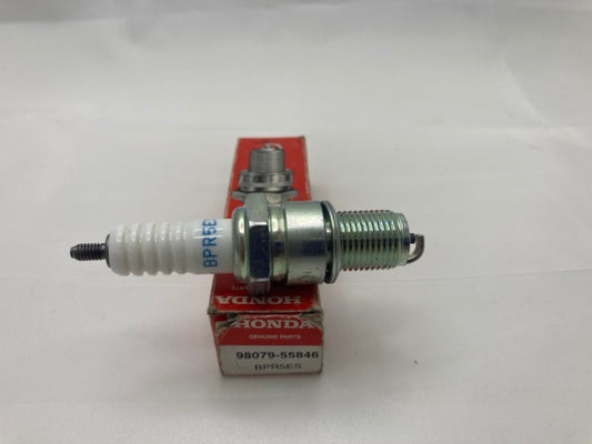 Honda 98079-55846 Spark Plug Bpr5es New Genuine
