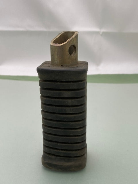 Kawasaki 34028-1025 KZ1000 KZ1100 RH Foot Peg Genuine