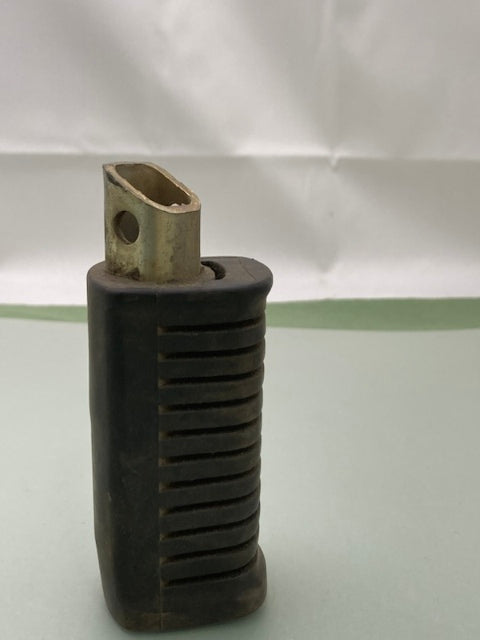Kawasaki 34028-1025 KZ1000 KZ1100 RH Foot Peg Genuine