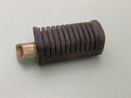 Kawasaki 34028-1025 KZ1000 KZ1100 RH Foot Peg Genuine
